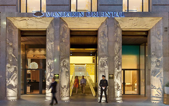 Mandarin-Oriental-Barcelona-Exterior-Sign-Door